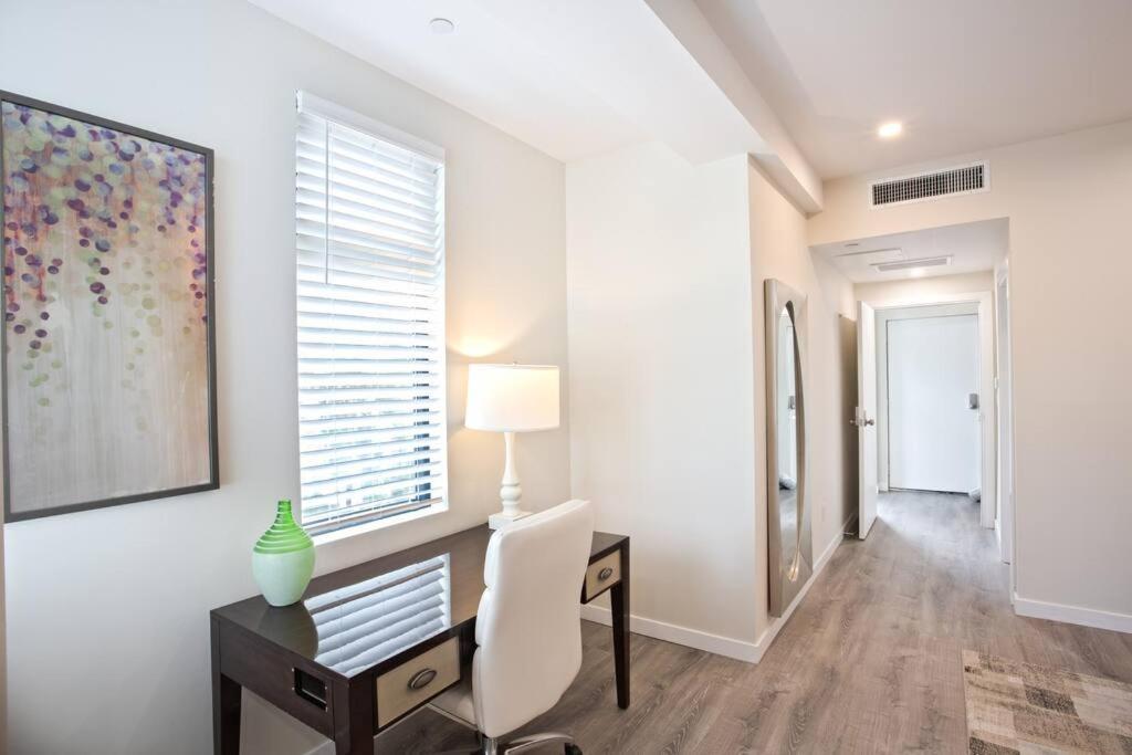 Luxurious One Bedroom Suite With Balboa Park View سان دييغو المظهر الخارجي الصورة